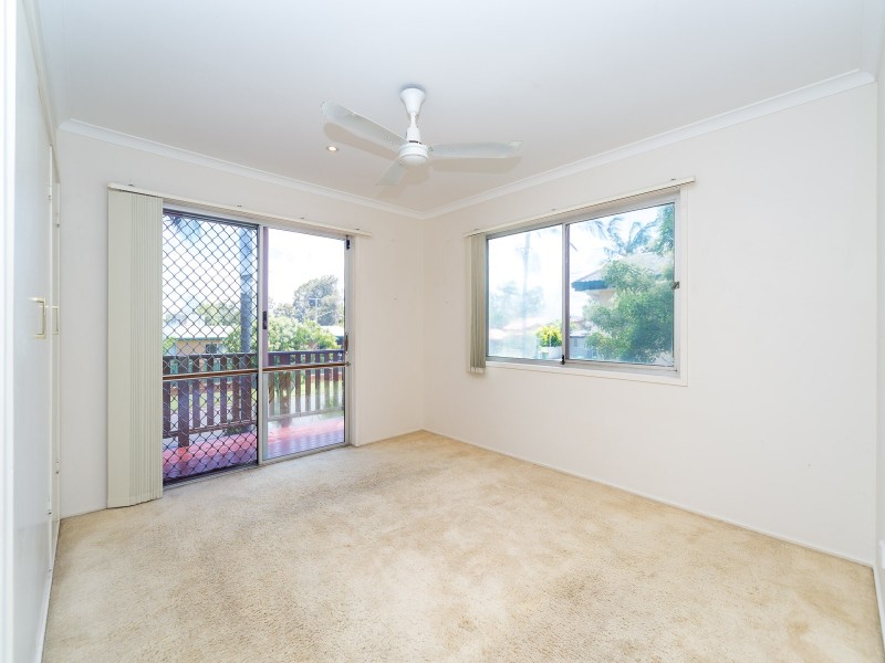 3 Kennedy Street, Biggera Waters QLD 4216