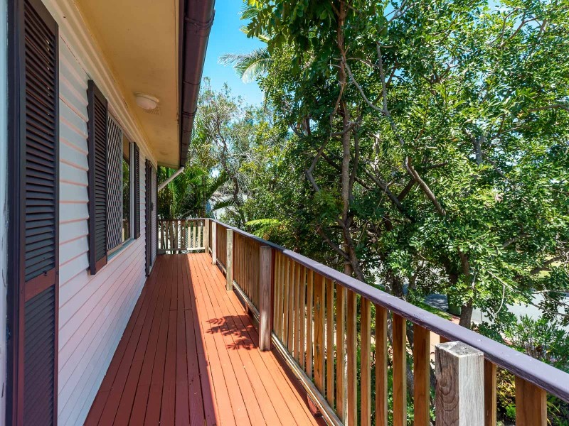 3 Kennedy Street, Biggera Waters QLD 4216