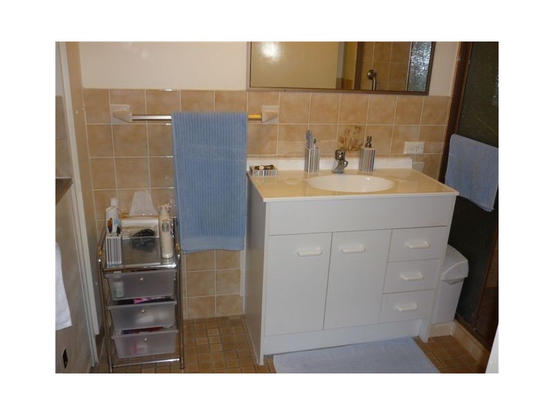 1/32 Imperial Parade, Labrador QLD 4215