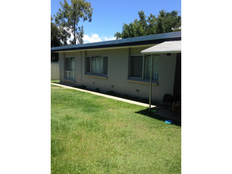 167 Government Road, Labrador QLD 4215