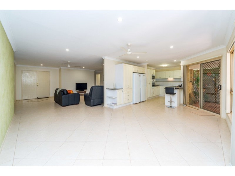 40 Alcott Court, Parkwood QLD 4214