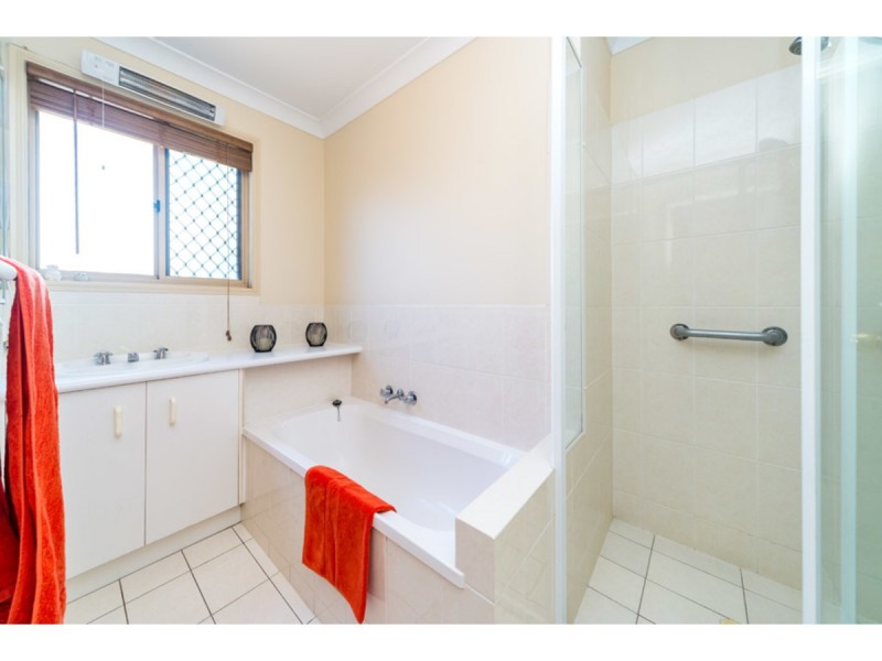 40 Alcott Court, Parkwood QLD 4214