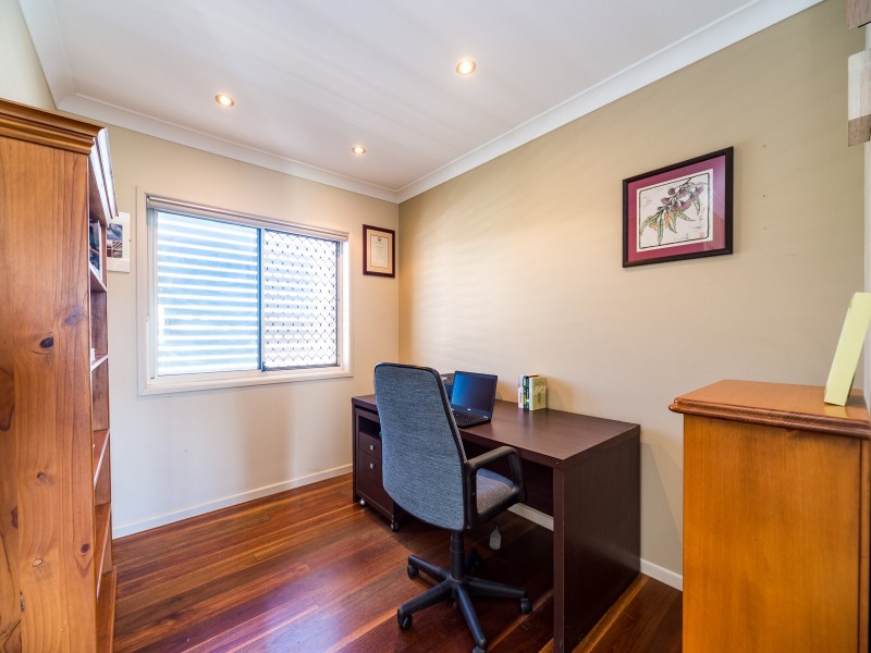 2/39 Abalone Avenue, Paradise Point QLD 4216