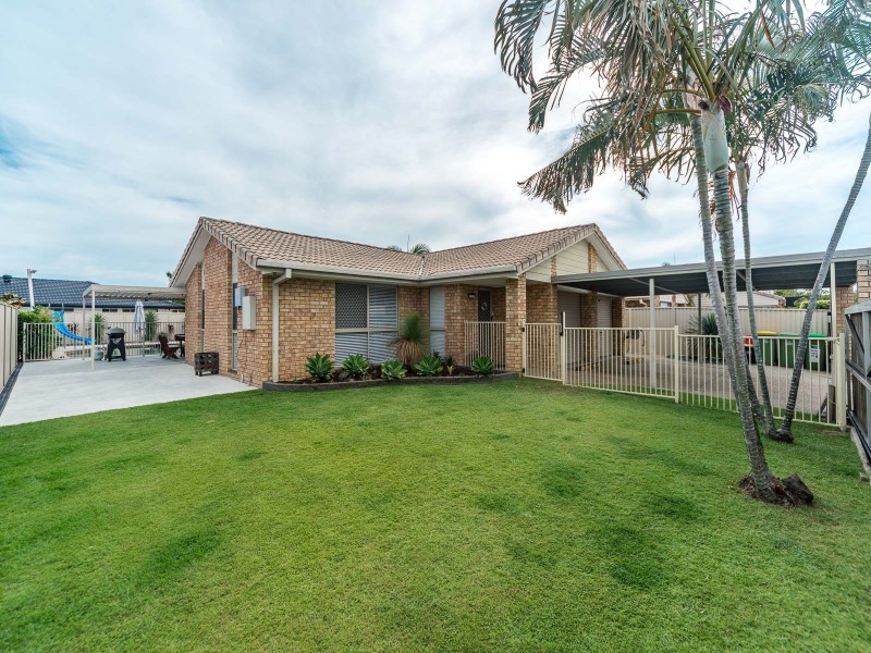 14 Waranga Way, Coombabah QLD 4216