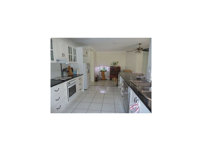 105 Parkwood Boulevarde, Parkwood QLD 4214