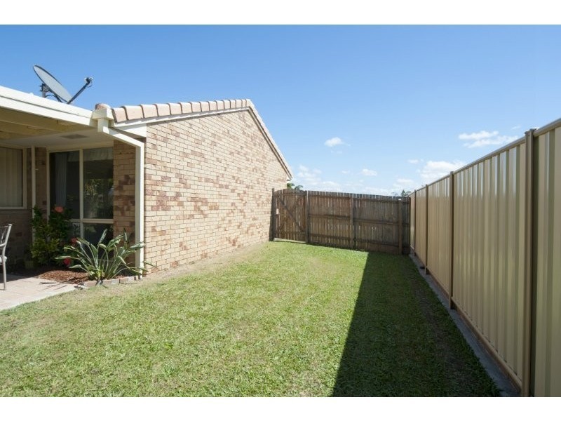 39 Clubhouse Drive, Arundel QLD 4214