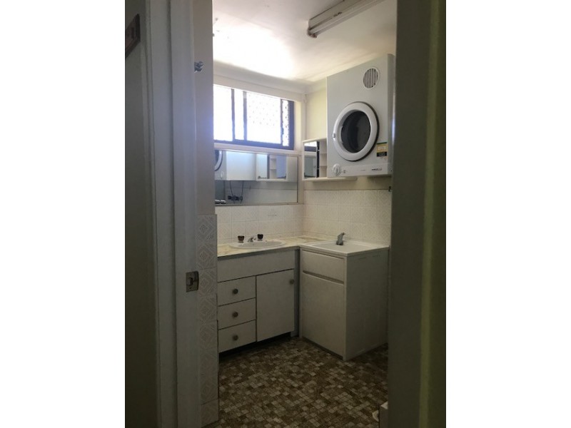 7/6 Parker Street, Labrador QLD 4215