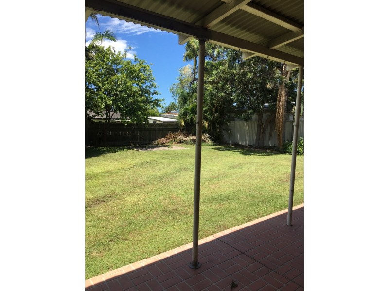 119 Central Street, Labrador QLD 4215