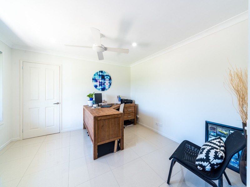 1 Galapagos Way, Pacific Pines QLD 4211