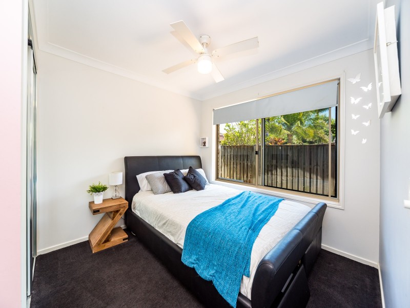1 Galapagos Way, Pacific Pines QLD 4211