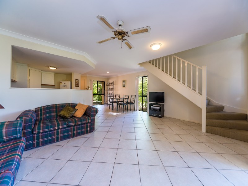 282/125 Hansford Road, Coombabah QLD 4216