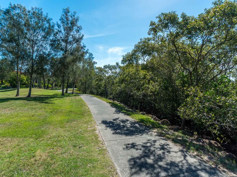 282/125 Hansford Road, Coombabah QLD 4216