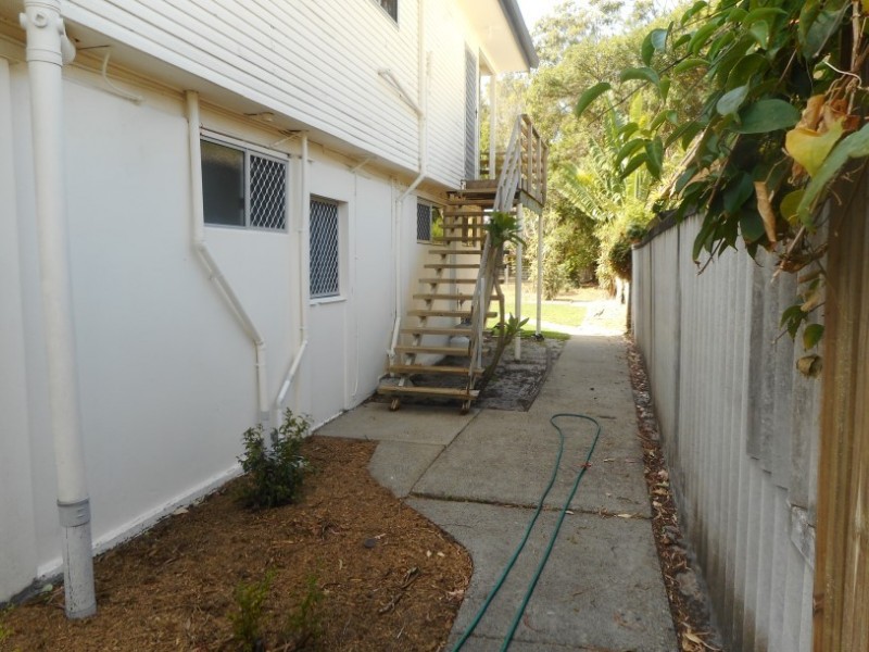 32 Turana Street, Coombabah QLD 4216