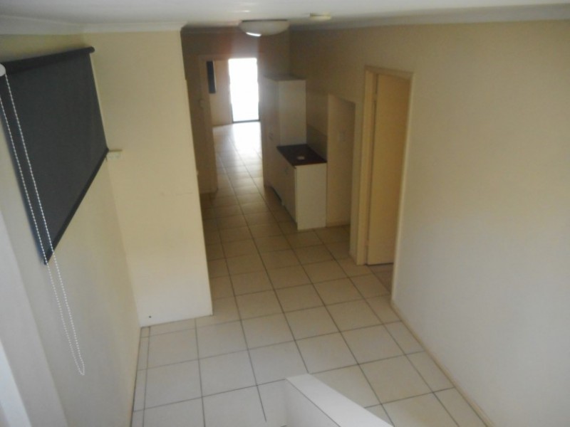 32 Turana Street, Coombabah QLD 4216