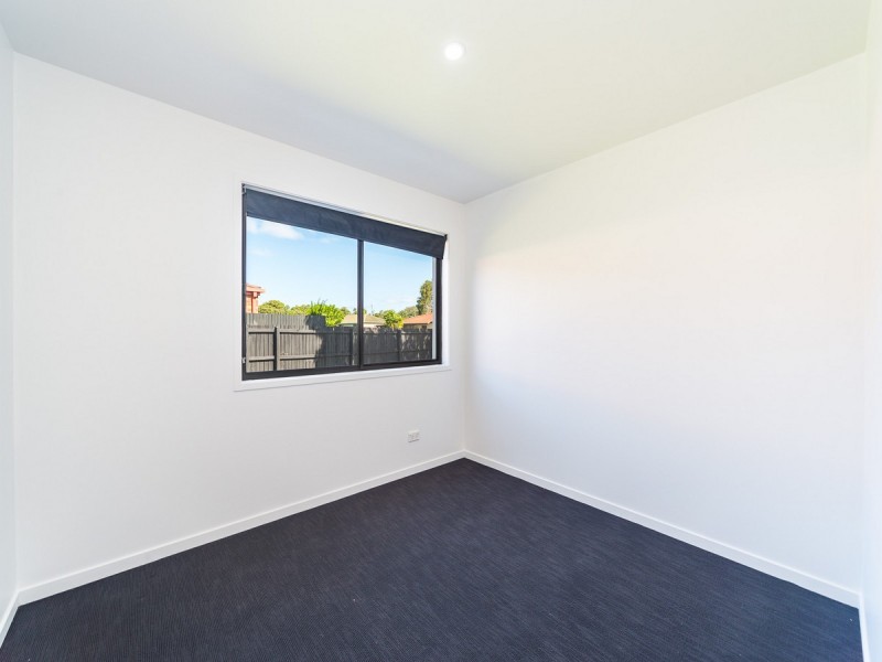 2/15 Crystal Reef Drive, Coombabah QLD 4216