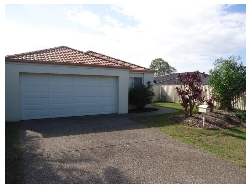 5 Katie Court, Arundel QLD 4214