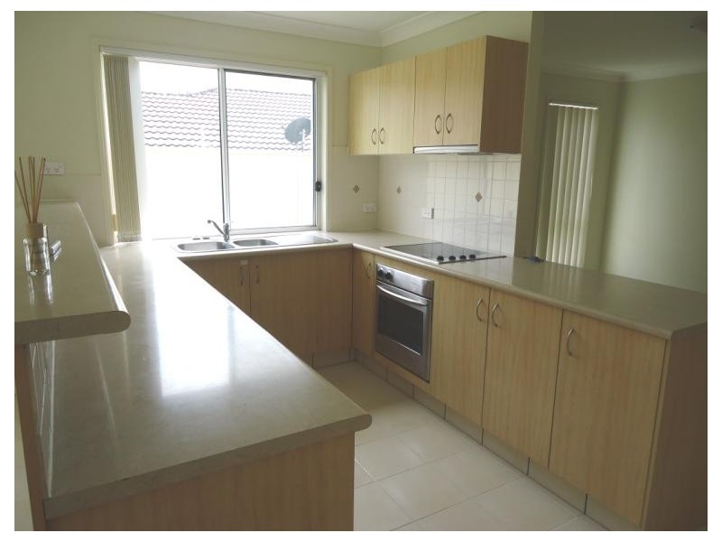 5 Katie Court, Arundel QLD 4214