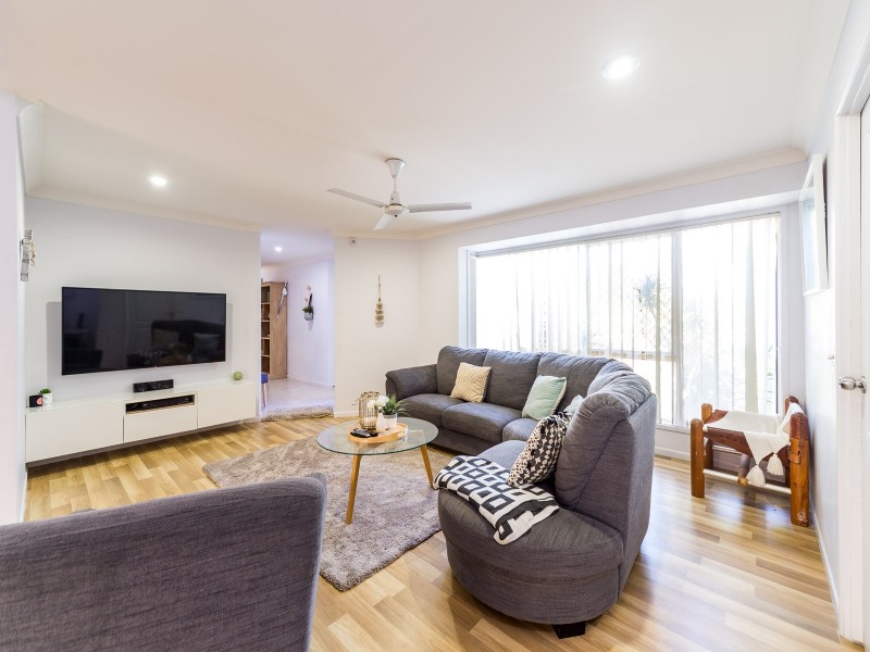 5 Saltbreeze Court, Runaway Bay QLD 4216