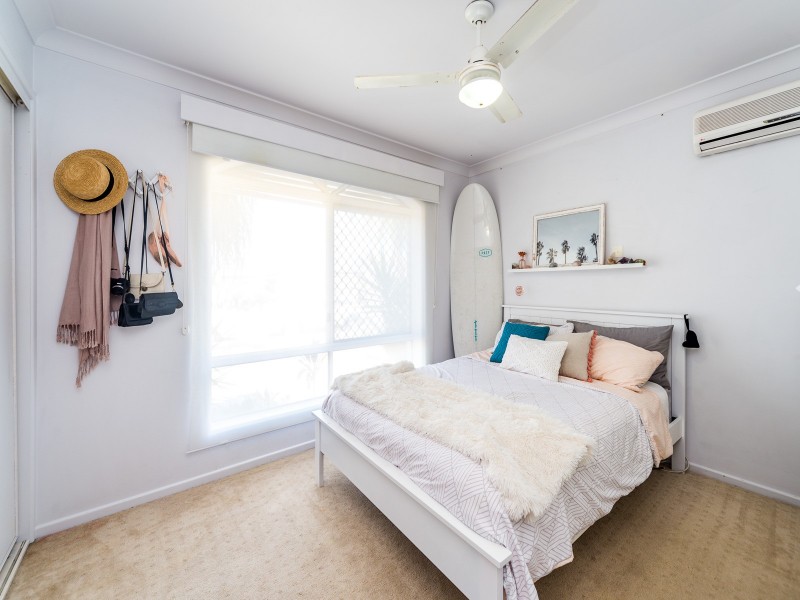5 Saltbreeze Court, Runaway Bay QLD 4216