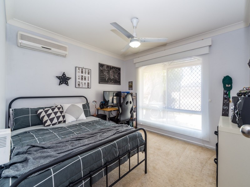 5 Saltbreeze Court, Runaway Bay QLD 4216