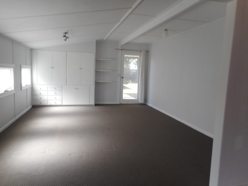 66 Central Street, Labrador QLD 4215