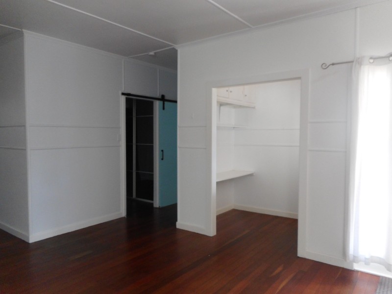 66 Central Street, Labrador QLD 4215