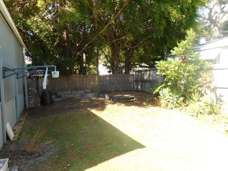 66 Central Street, Labrador QLD 4215
