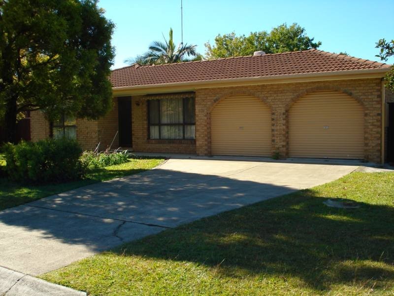 7 Minden Crescent, Helensvale QLD 4212