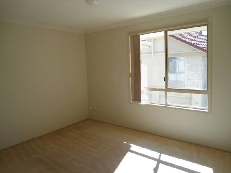 8/45 Harley Street, Labrador QLD 4215