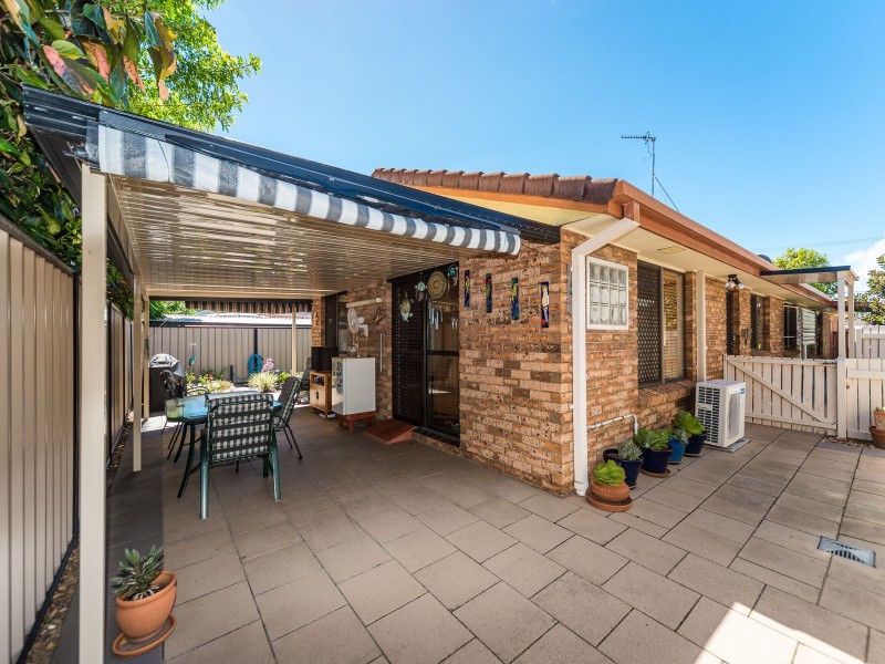 2/30 Scoter Avenue, Paradise Point QLD 4216