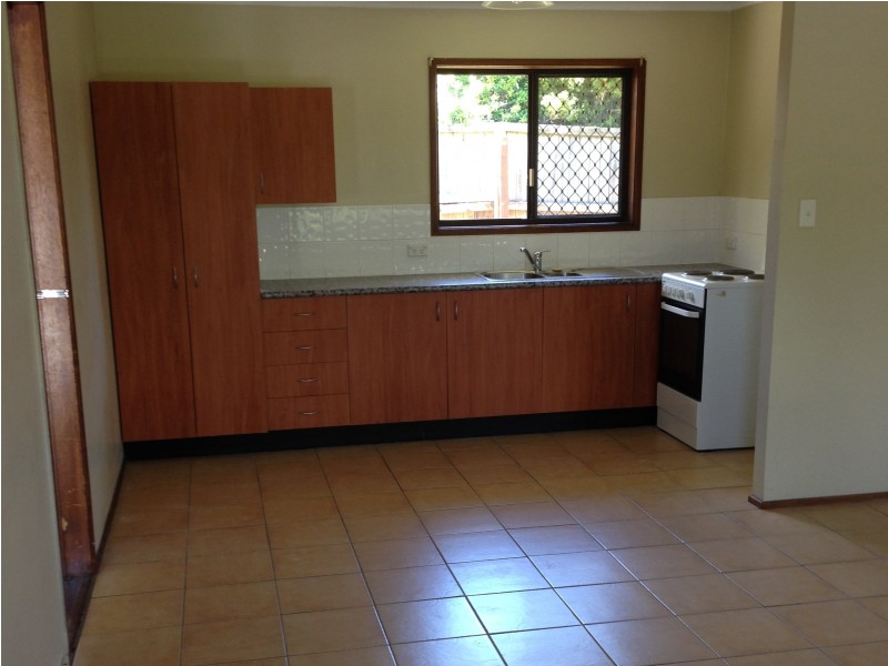 2/53 Beale Street, Southport QLD 4215