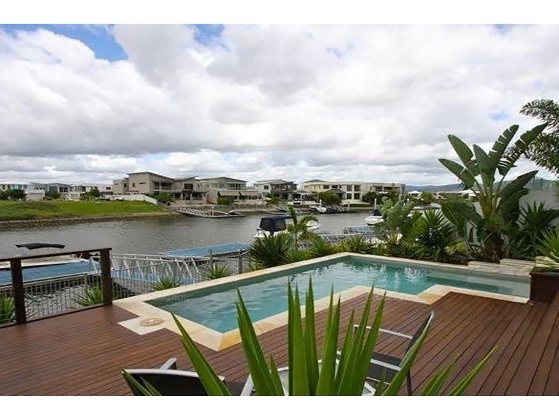 29 Harbourvue Court, Helensvale QLD 4212