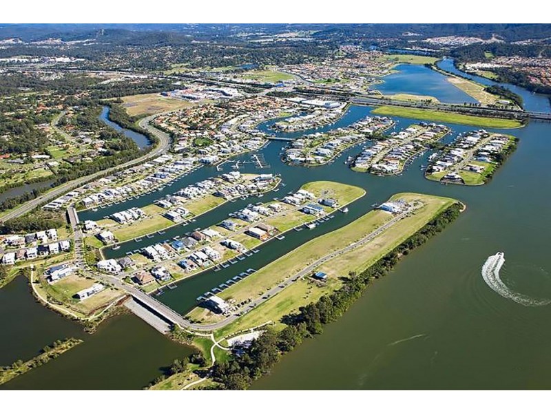 29 Harbourvue Court, Helensvale QLD 4212