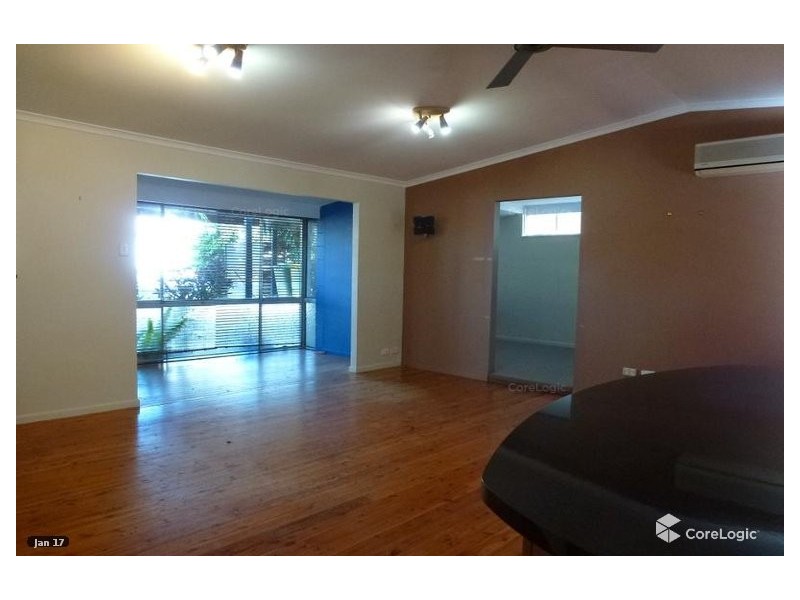 24 Fox Avenue, Southport QLD 4215