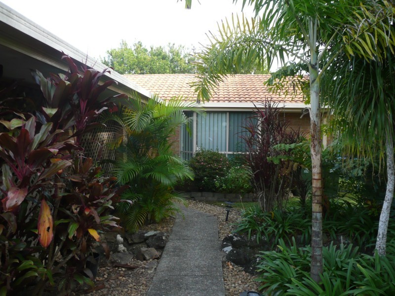 28 Cootharaba Drive, Helensvale QLD 4212