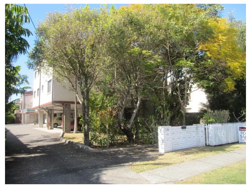8/29 Ahern Street, Labrador QLD 4215