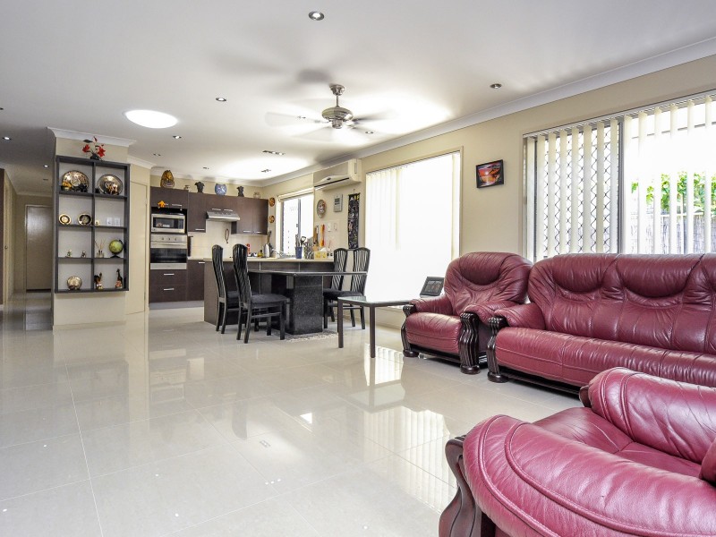 11 Yulia Street, Coombabah QLD 4216