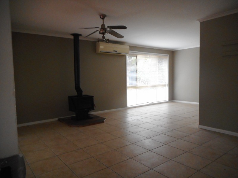 53 Clubhouse Drive, Arundel QLD 4214