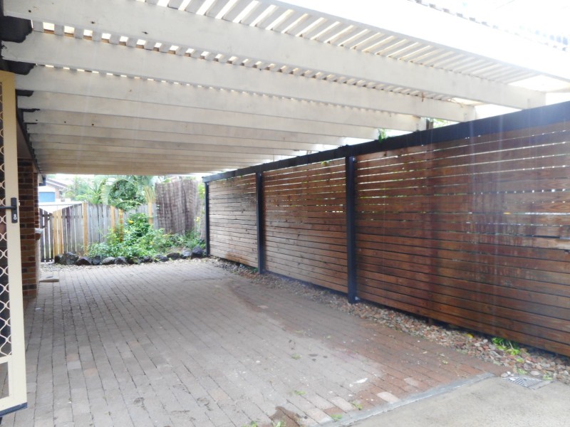 53 Clubhouse Drive, Arundel QLD 4214