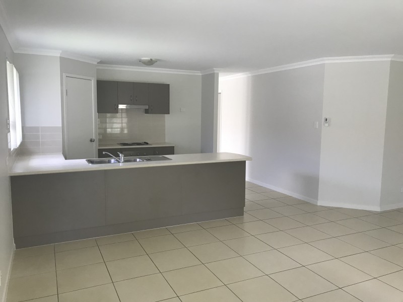 25 Firecrest Close, Upper Coomera QLD 4209