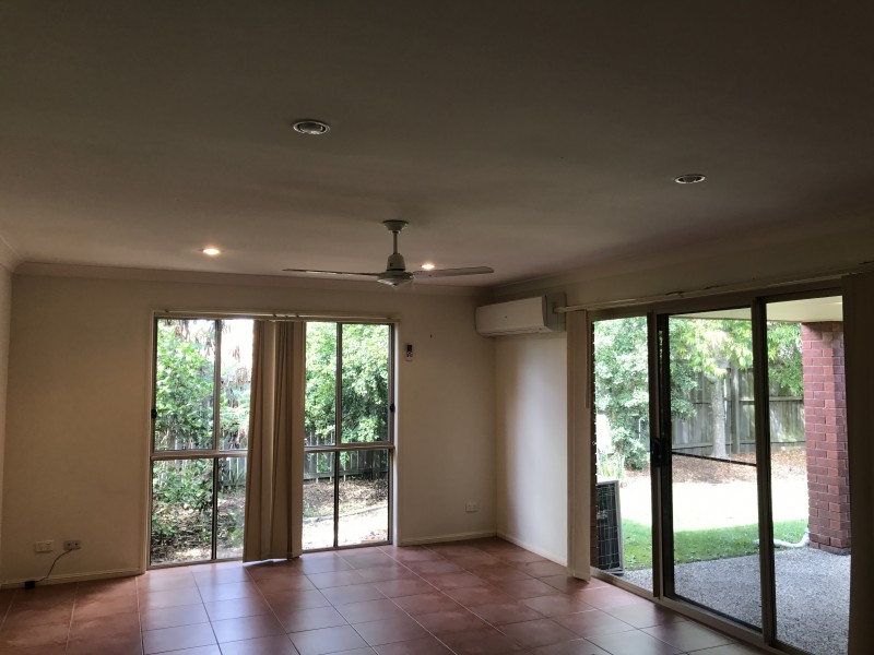 1/1 Firecrest Close, Upper Coomera QLD 4209