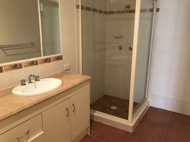 1/1 Firecrest Close, Upper Coomera QLD 4209