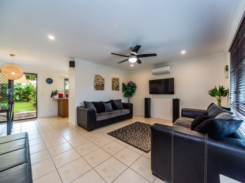 15 Hansford Road, Coombabah QLD 4216
