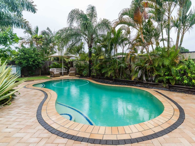 15 Hansford Road, Coombabah QLD 4216