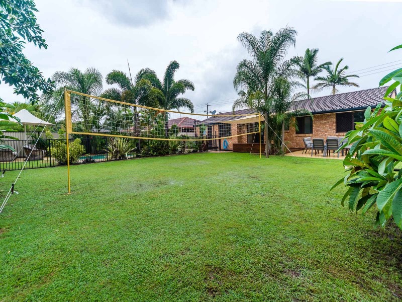 15 Hansford Road, Coombabah QLD 4216
