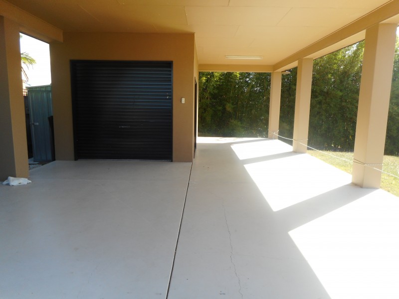 13 Langer Place, Arundel QLD 4214