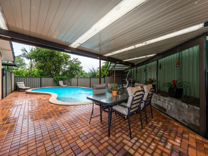 9 Eildon Place, Helensvale QLD 4212