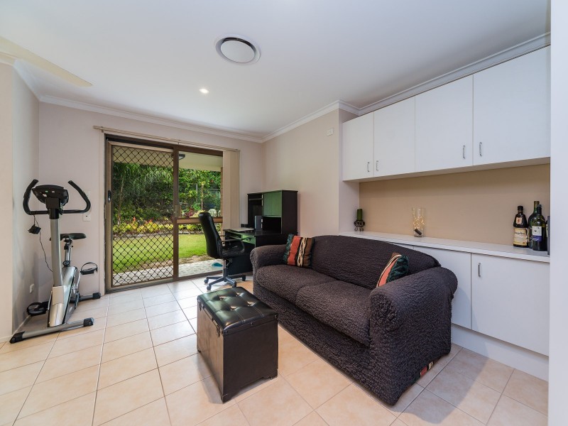 9 Eildon Place, Helensvale QLD 4212