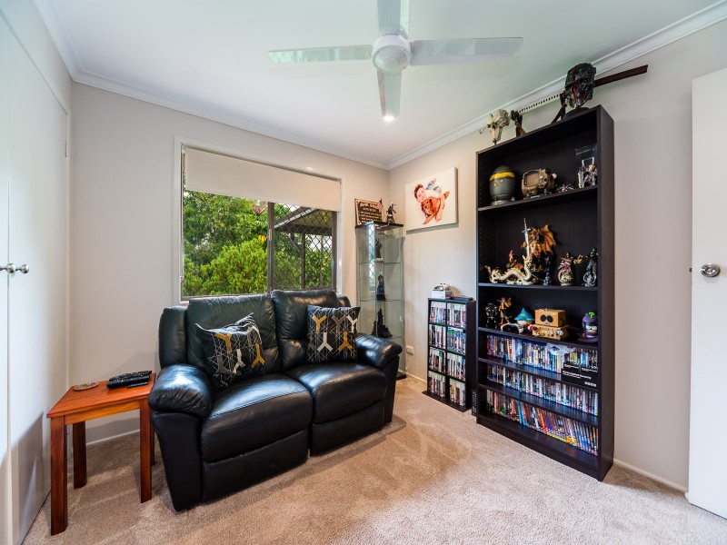 9 Eildon Place, Helensvale QLD 4212