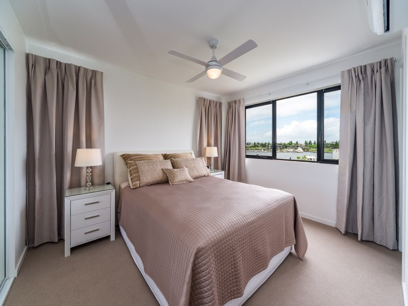 124 North Quay Circuit, Hope Island QLD 4212